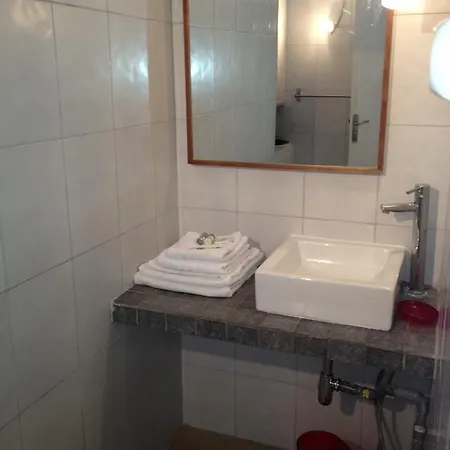 Avenue Californie Apartman